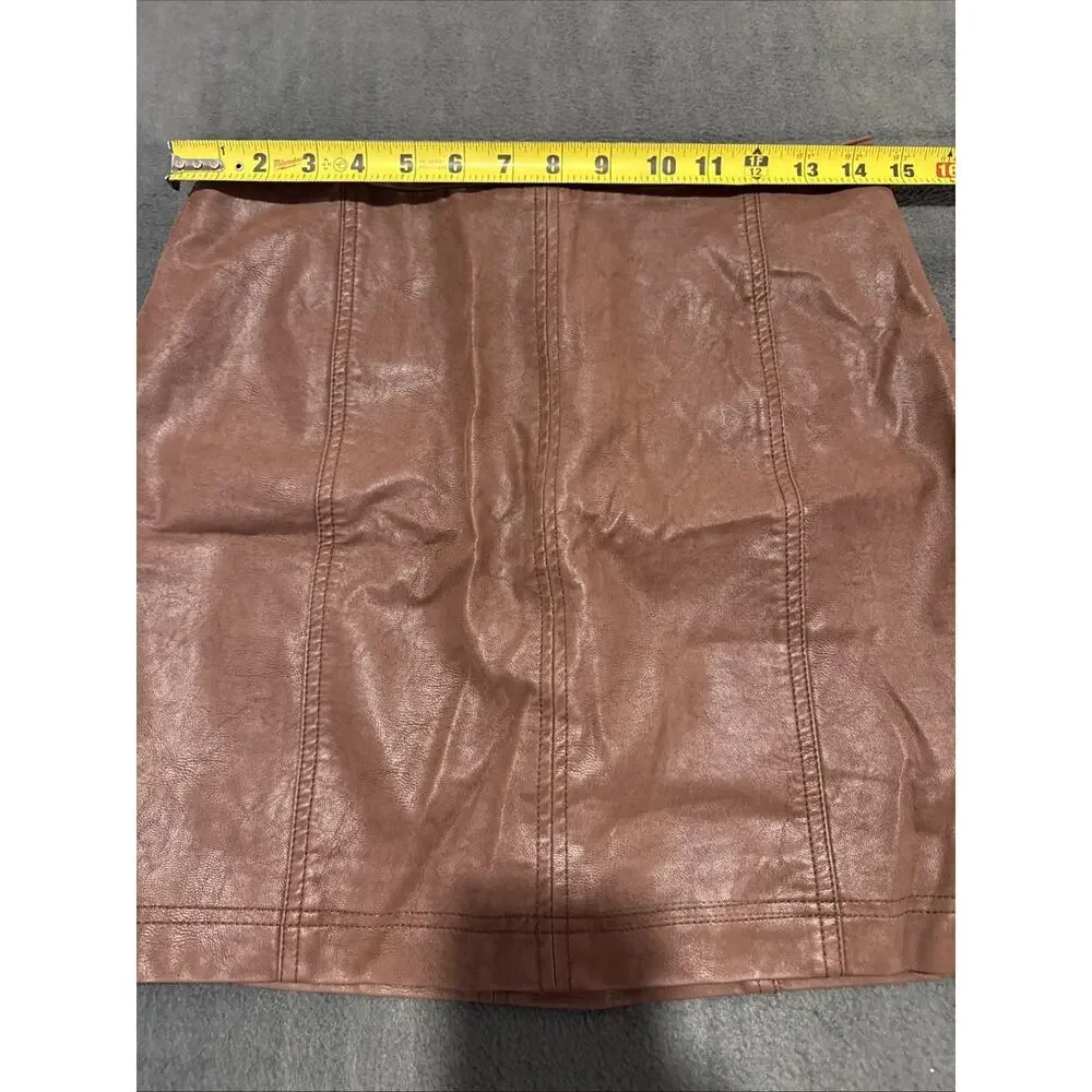Free People modern vegan faux leather Brown mini skirt woman's size 4